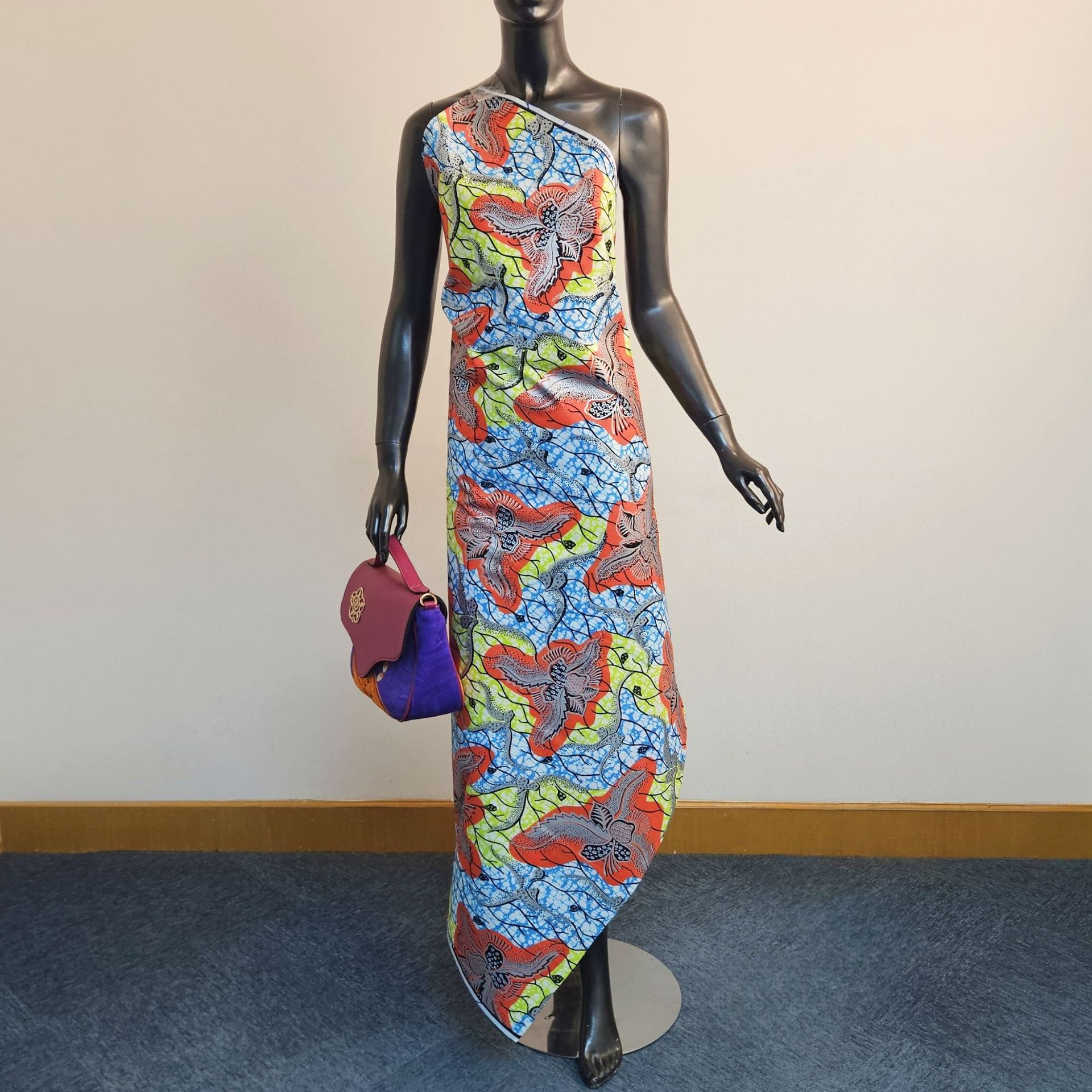 Sewing Batik Fabric - Tessuto di cera stile africano in