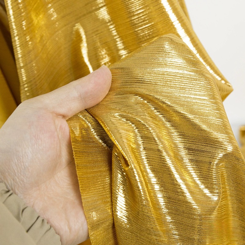 Sewing Knit - Tessuto a Maglia Nervata Giallo Dorato