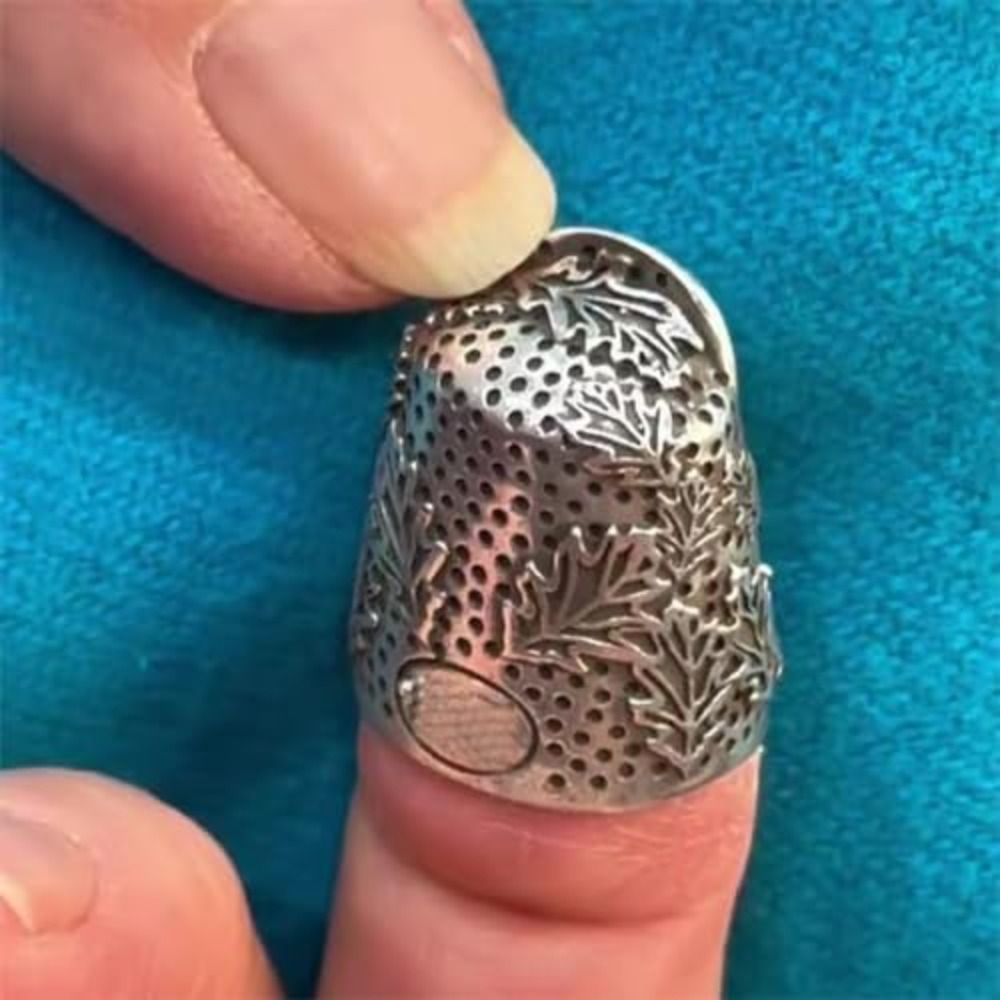 Ditale per ghiande per unghie  - Button Hole Cutter recensione e prezzo