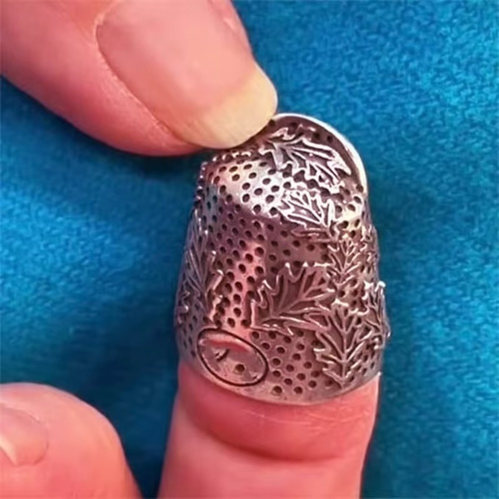 Ditale per ghiande per unghie  - Button Hole Cutter recensione e prezzo
