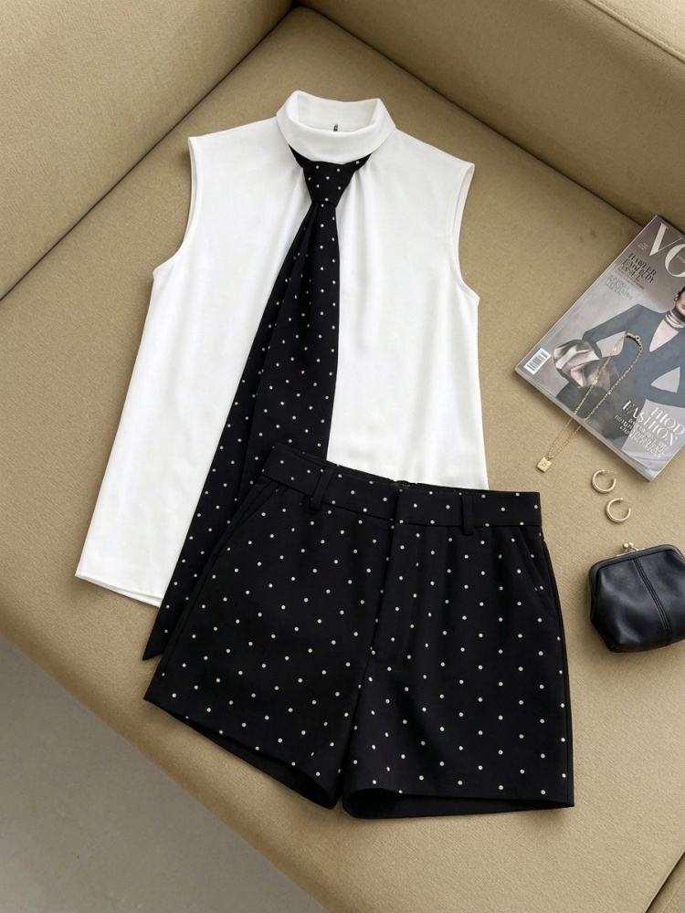 Completo Coordinato Old Money: - Sewing Vest recensione e prezzo
